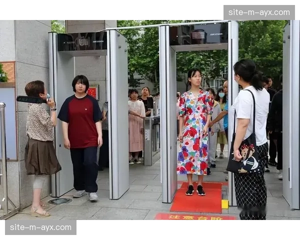 入场安检组高峰期负荷自动分流 验证岗实现交叉互助